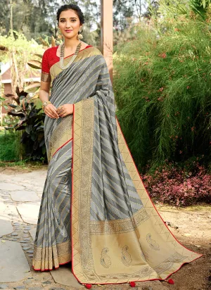 Grey Silk Saree With Blouse