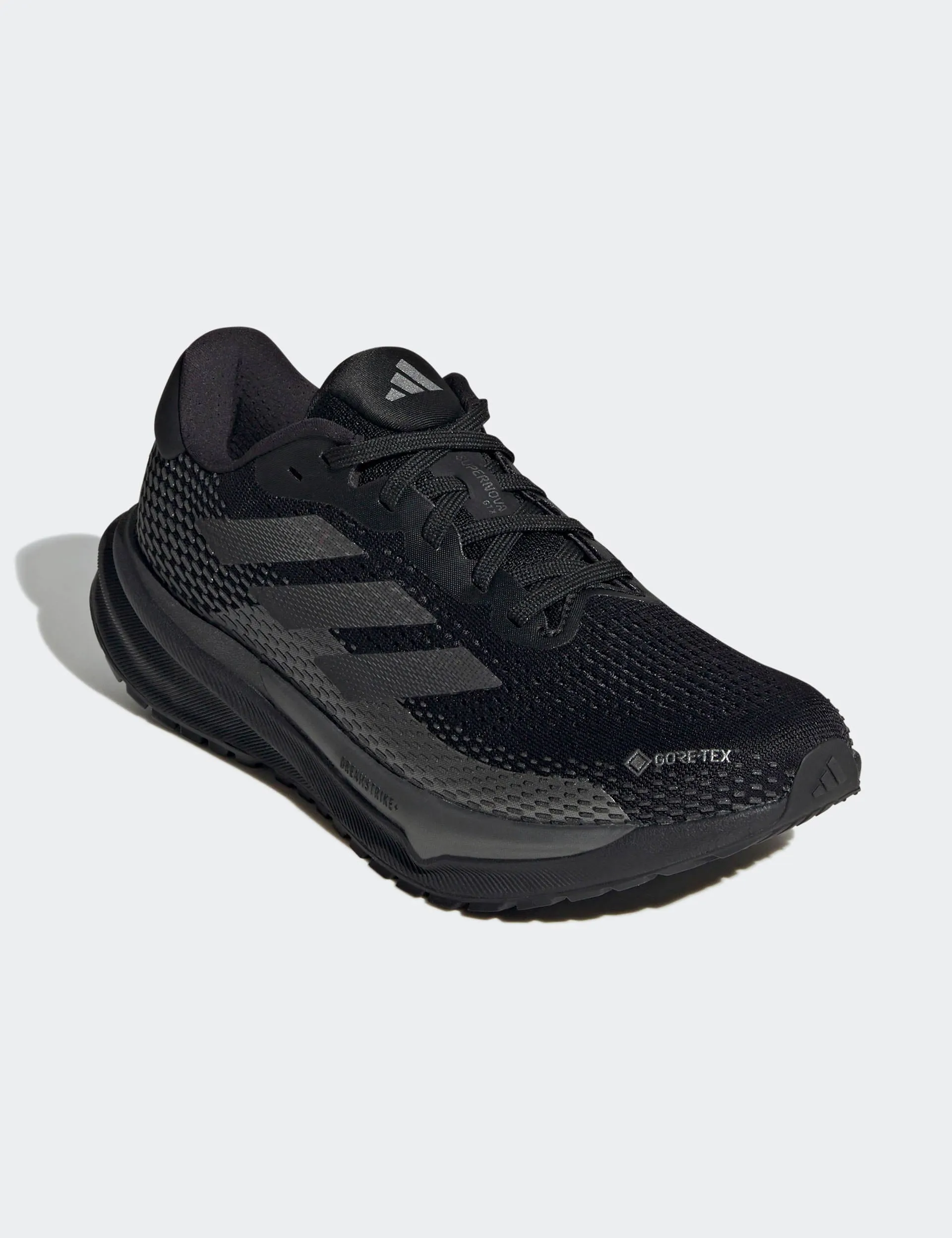 Supernova GORE-TEX Shoes - Core Black/Iron Metallic